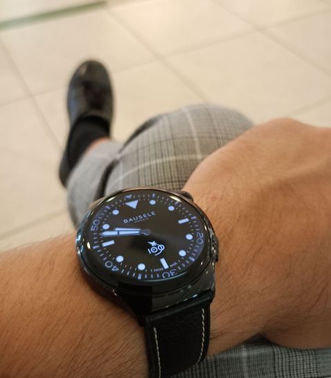 13210075-w8d1L.jpg