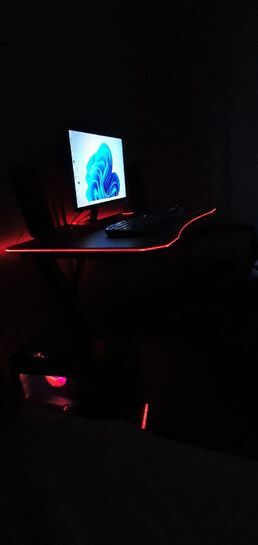 11467057-mOkCM.jpg