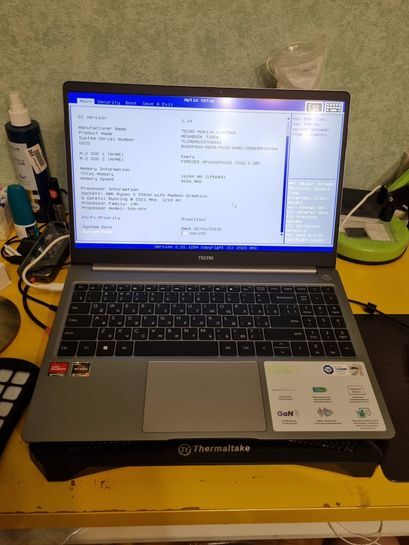 12014645-vySKH.jpg