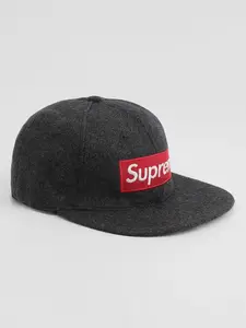 Бейсболка Supreme (с Ozon картой)