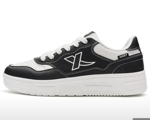 Мужские кроссовки Xtep